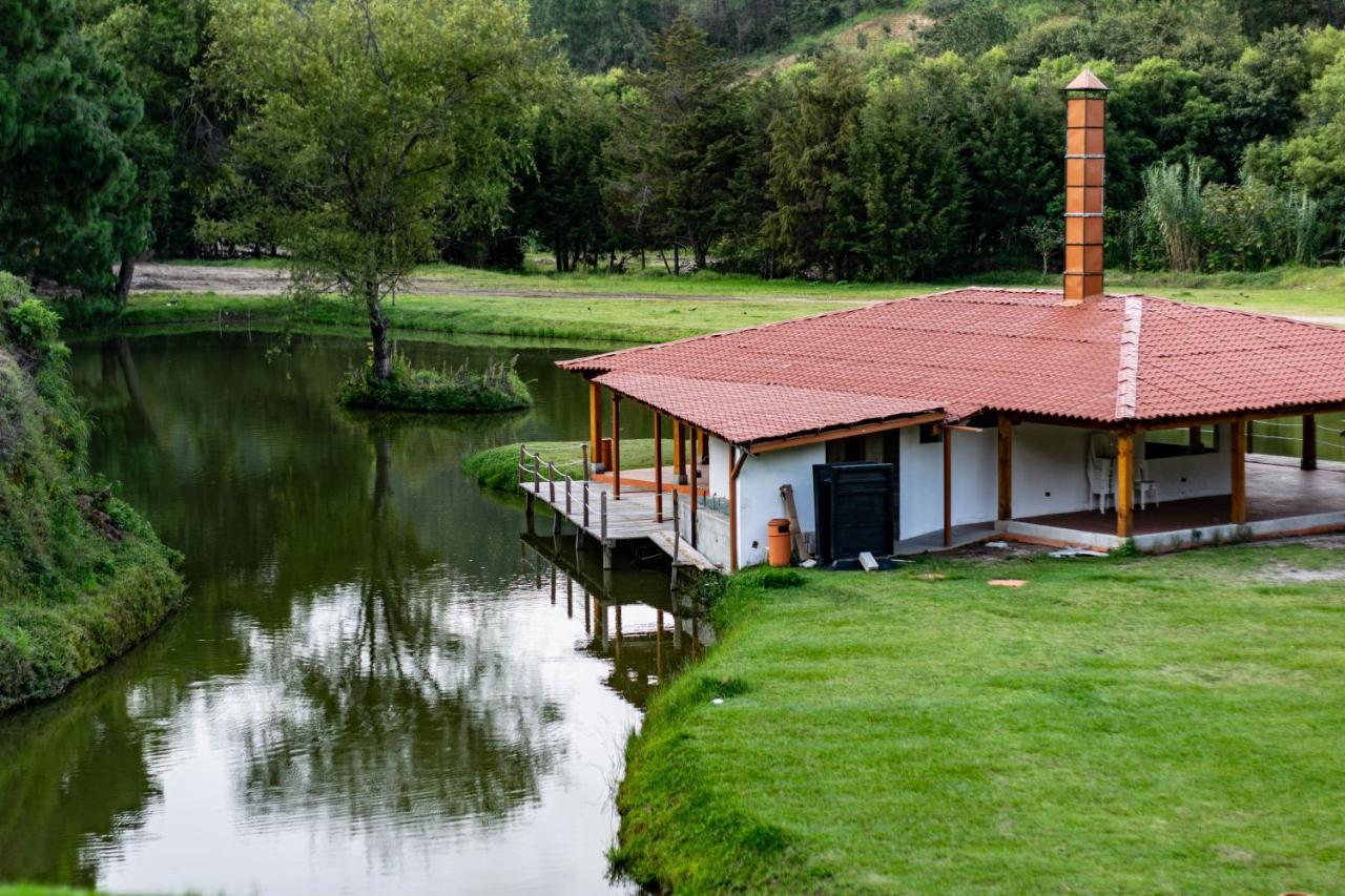 Casa Montana Hotel Chichicastenango Eksteriør billede